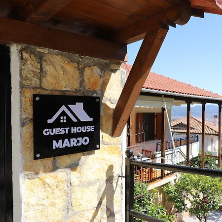 Guest House Marjo Berat Exterior foto