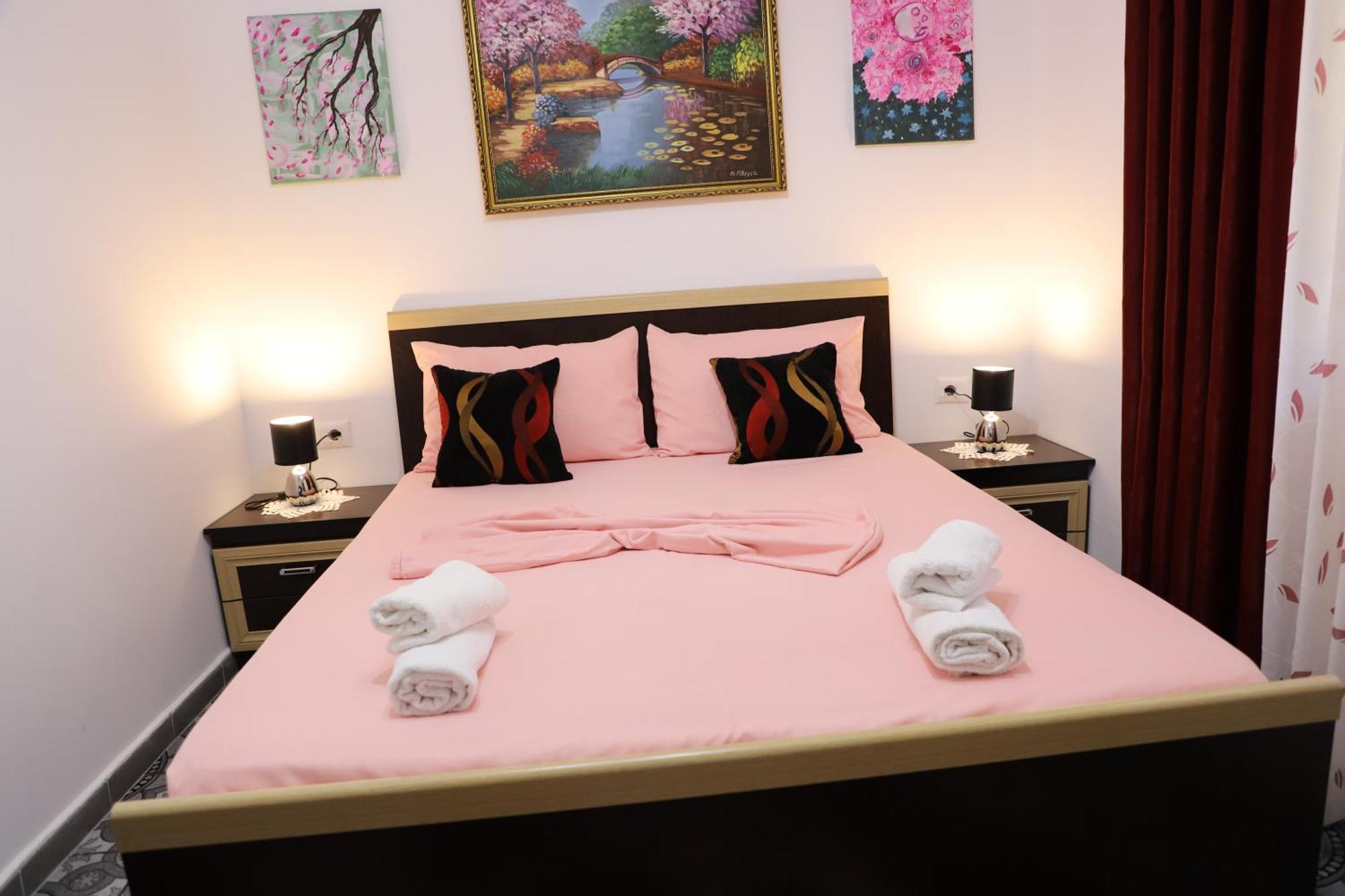 Guest House Marjo Berat Exterior foto