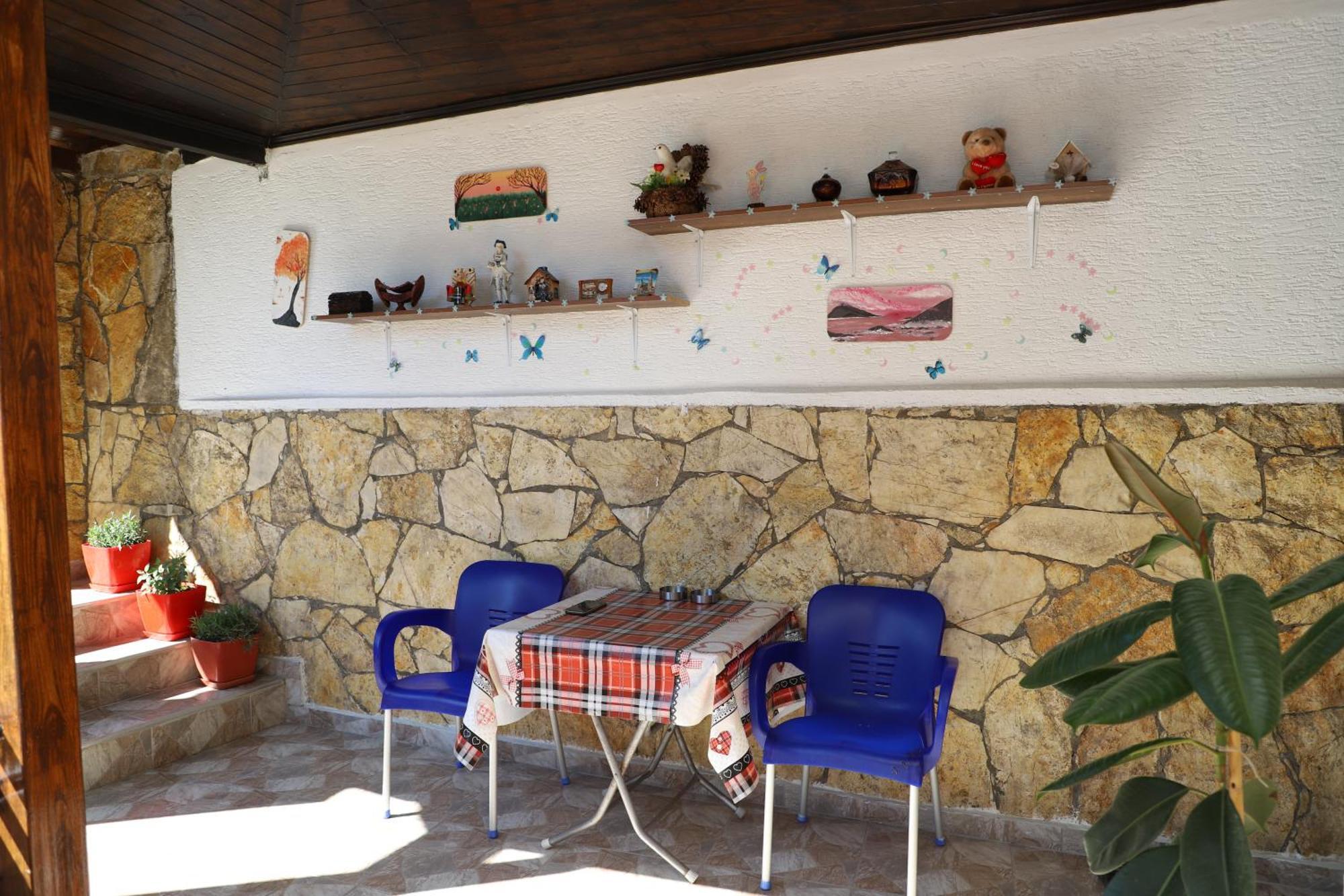 Guest House Marjo Berat Exterior foto
