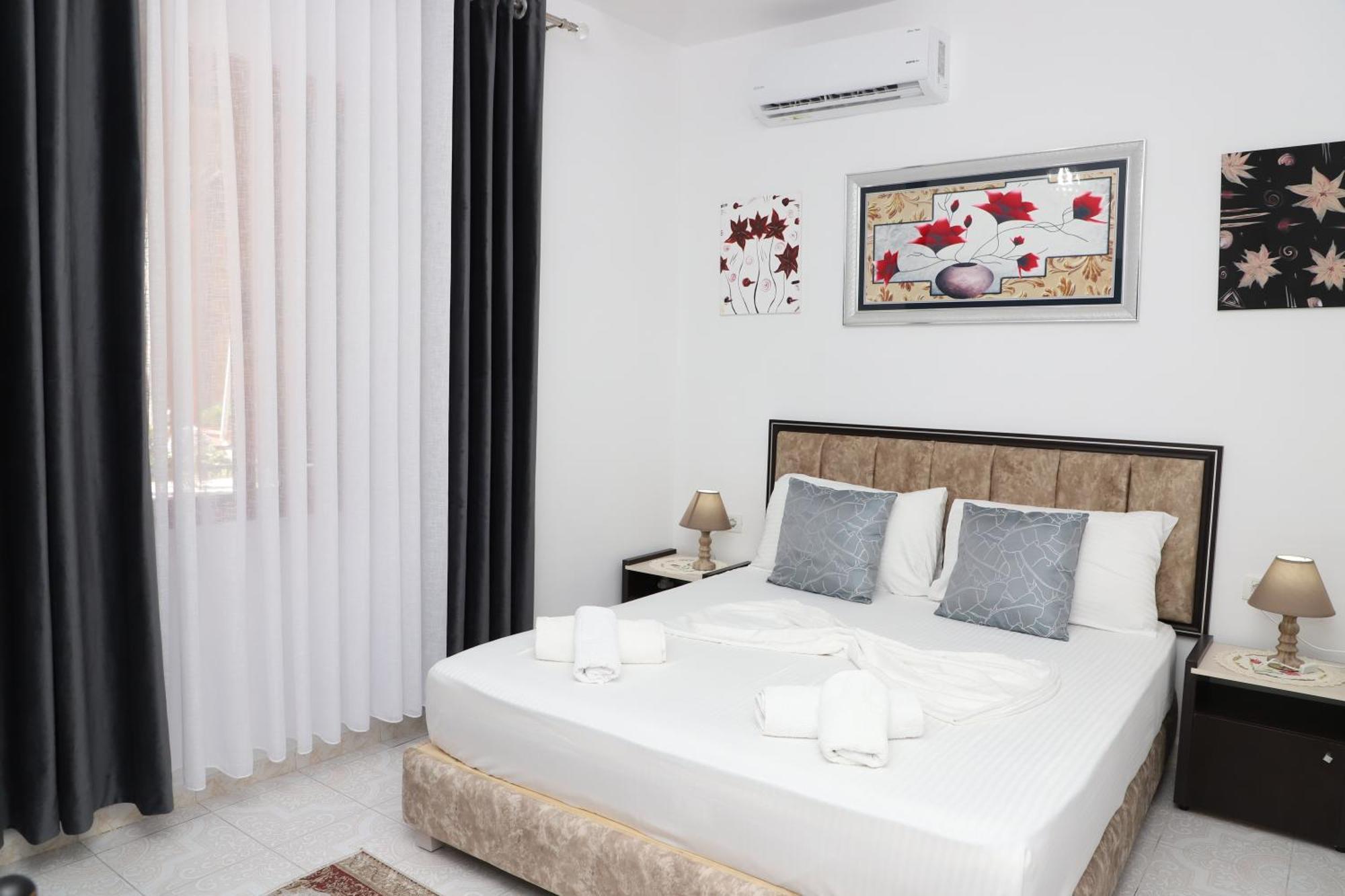 Guest House Marjo Berat Exterior foto
