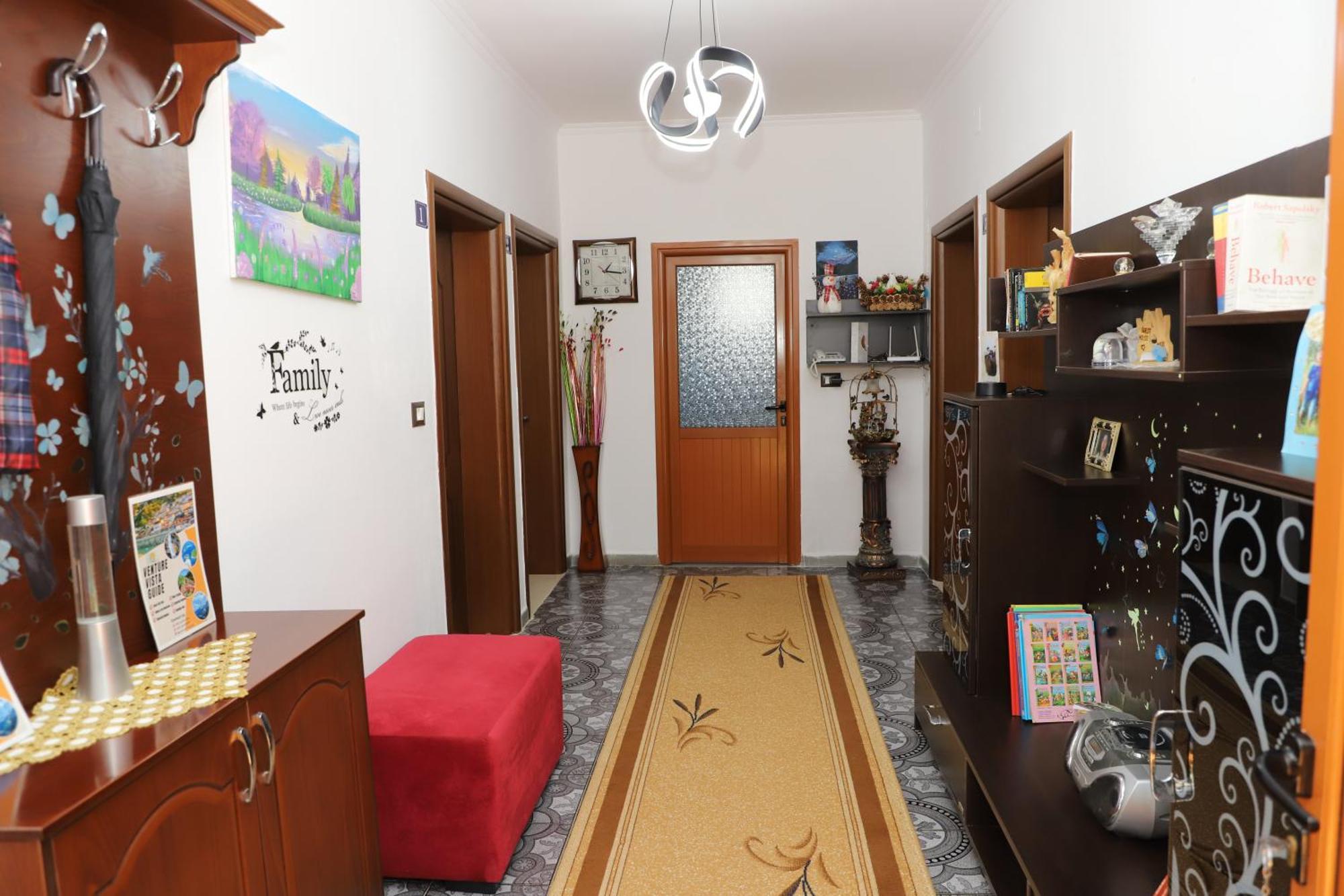 Guest House Marjo Berat Exterior foto